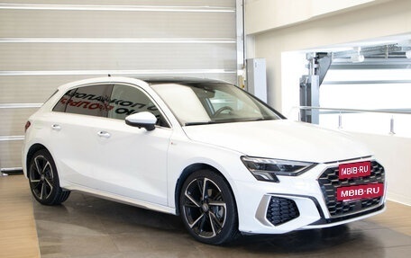 Audi A3, 2021 год, 2 750 000 рублей, 3 фотография