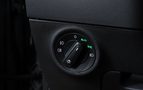 Skoda Karoq I, 2020 год, 2 235 000 рублей, 16 фотография