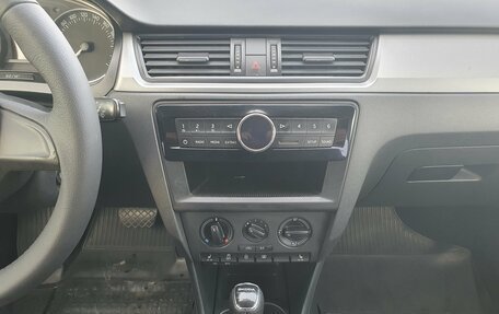 Skoda Rapid I, 2016 год, 1 199 000 рублей, 11 фотография