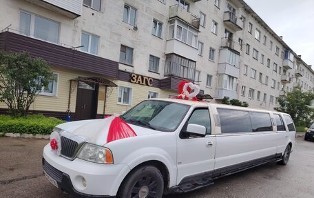 Lincoln Navigator, 2004 год, 450 000 рублей, 5 фотография