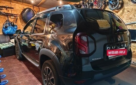 Renault Duster I рестайлинг, 2018 год, 1 300 000 рублей, 2 фотография