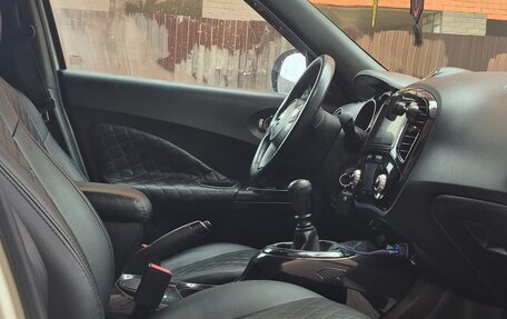 Nissan Juke II, 2013 год, 950 000 рублей, 6 фотография