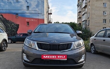KIA Rio III рестайлинг, 2013 год, 700 000 рублей, 2 фотография