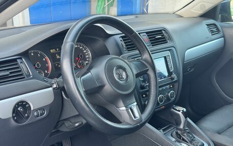 Volkswagen Jetta VI, 2012 год, 850 000 рублей, 13 фотография