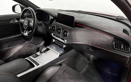 KIA Stinger I, 2022 год, 3 299 000 рублей, 15 фотография
