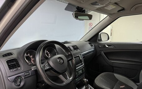 Skoda Yeti I рестайлинг, 2017 год, 1 310 000 рублей, 10 фотография