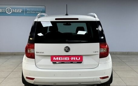 Skoda Yeti I рестайлинг, 2017 год, 1 310 000 рублей, 6 фотография