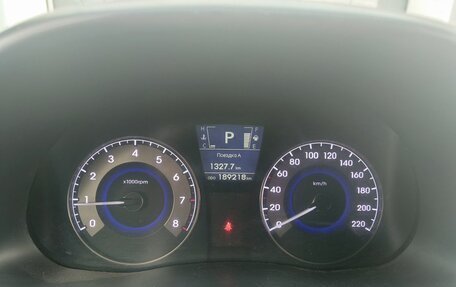 Hyundai Solaris II рестайлинг, 2013 год, 811 000 рублей, 13 фотография