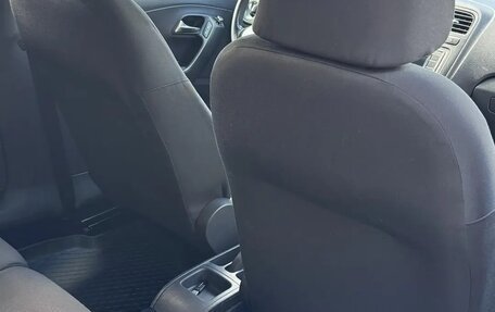 Volkswagen Polo VI (EU Market), 2012 год, 680 000 рублей, 11 фотография