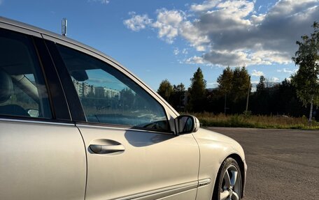 Mercedes-Benz C-Класс, 2005 год, 650 000 рублей, 7 фотография