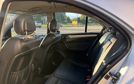 Mercedes-Benz C-Класс, 2005 год, 650 000 рублей, 11 фотография