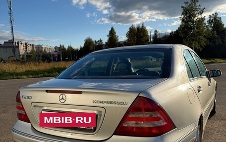 Mercedes-Benz C-Класс, 2005 год, 650 000 рублей, 8 фотография