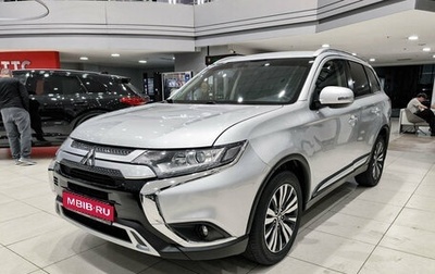 Mitsubishi Outlander III рестайлинг 3, 2021 год, 2 700 000 рублей, 1 фотография