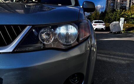 Mitsubishi Outlander III рестайлинг 3, 2008 год, 990 000 рублей, 2 фотография
