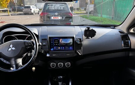 Mitsubishi Outlander III рестайлинг 3, 2008 год, 990 000 рублей, 14 фотография
