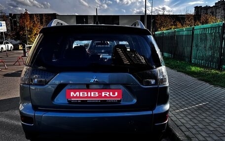Mitsubishi Outlander III рестайлинг 3, 2008 год, 990 000 рублей, 5 фотография