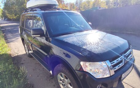 Mitsubishi Pajero IV, 2011 год, 1 700 000 рублей, 2 фотография