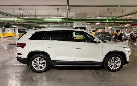 Skoda Kodiaq I, 2022 год, 3 680 000 рублей, 8 фотография