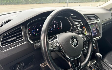 Volkswagen Tiguan II, 2020 год, 2 850 000 рублей, 6 фотография