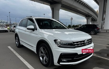 Volkswagen Tiguan II, 2020 год, 2 850 000 рублей, 3 фотография