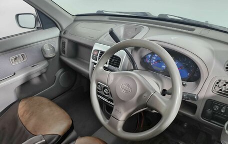 Nissan Cube II, 2002 год, 195 000 рублей, 14 фотография
