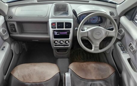 Nissan Cube II, 2002 год, 195 000 рублей, 15 фотография