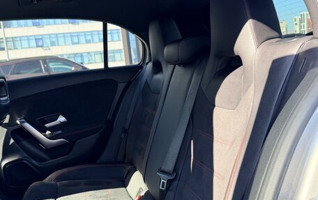 Mercedes-Benz A-Класс, 2019 год, 3 100 000 рублей, 8 фотография