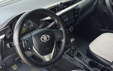 Toyota Corolla, 2014 год, 1 245 000 рублей, 5 фотография