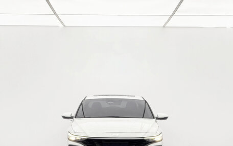 Hyundai Elantra, 2023 год, 1 490 000 рублей, 6 фотография