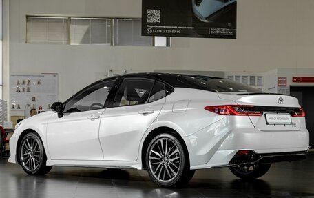 Toyota Camry, 2026 год, 4 750 000 рублей, 2 фотография