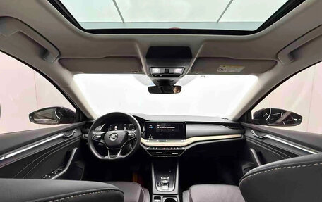 Skoda Octavia IV, 2022 год, 1 990 000 рублей, 11 фотография