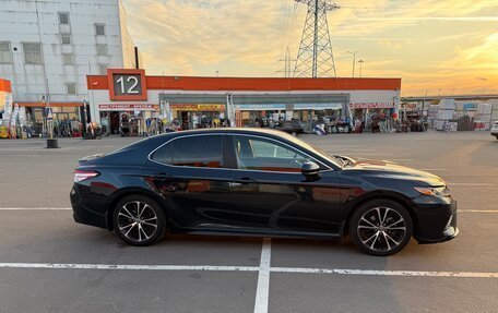 Toyota Camry, 2020 год, 2 050 000 рублей, 10 фотография