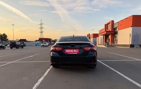 Toyota Camry, 2020 год, 2 050 000 рублей, 8 фотография