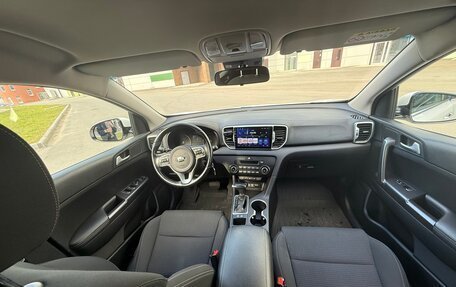 KIA Sportage IV рестайлинг, 2018 год, 1 920 000 рублей, 6 фотография