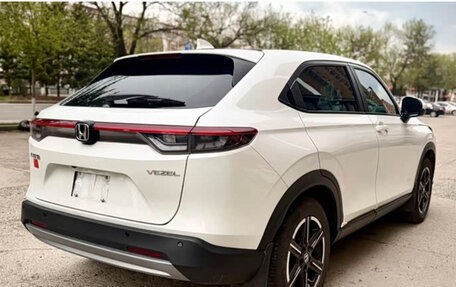 Honda Vezel, 2023 год, 1 478 000 рублей, 6 фотография