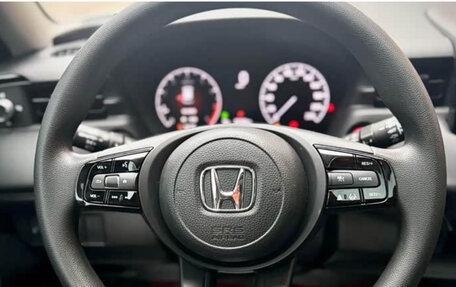 Honda Vezel, 2023 год, 1 478 000 рублей, 21 фотография