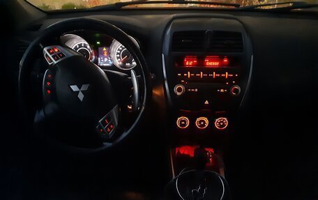 Mitsubishi ASX I рестайлинг, 2011 год, 600 000 рублей, 10 фотография