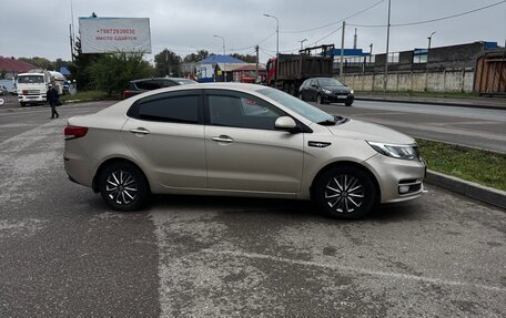 KIA Rio III рестайлинг, 2015 год, 860 000 рублей, 2 фотография