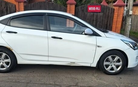 Hyundai Solaris II рестайлинг, 2015 год, 750 000 рублей, 11 фотография