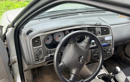 Nissan Primera II рестайлинг, 2001 год, 160 000 рублей, 9 фотография