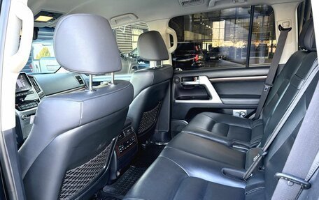 Toyota Land Cruiser 200, 2019 год, 6 650 000 рублей, 14 фотография