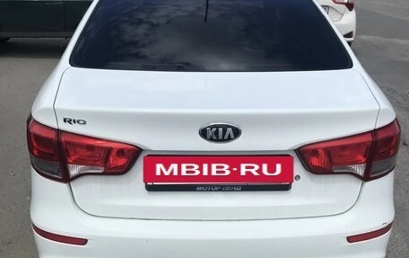 KIA Rio III рестайлинг, 2015 год, 670 000 рублей, 2 фотография