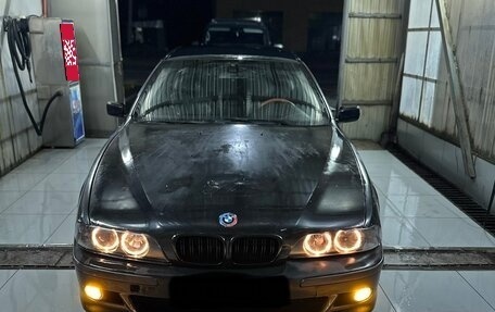 BMW 5 серия, 1998 год, 260 000 рублей, 1 фотография