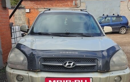 Hyundai Tucson III, 2006 год, 350 000 рублей, 1 фотография