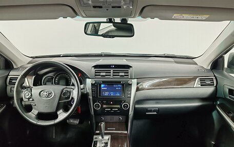 Toyota Camry, 2014 год, 1 948 000 рублей, 13 фотография