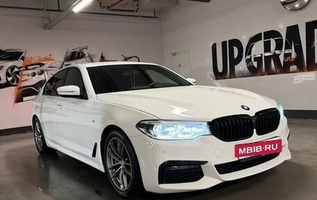BMW 5 серия, 2018 год, 3 450 000 рублей, 2 фотография