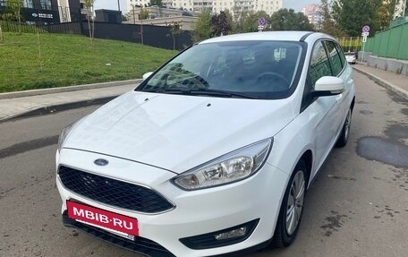 Ford Focus III, 2019 год, 900 000 рублей, 2 фотография