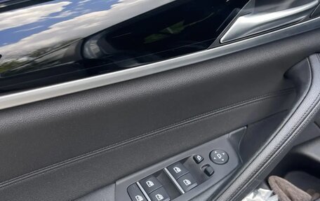 BMW 5 серия, 2020 год, 3 400 000 рублей, 15 фотография