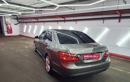 Mercedes-Benz E-Класс, 2011 год, 1 400 000 рублей, 6 фотография