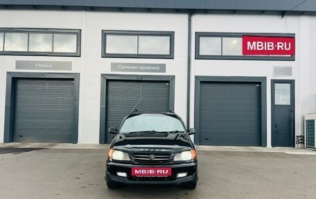 Toyota Ipsum II, 2000 год, 699 999 рублей, 9 фотография